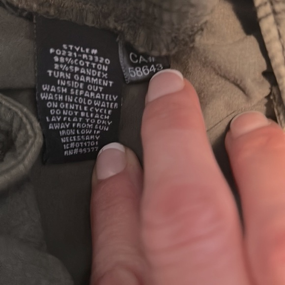 SANCTUARY CAMO CARGO CAPRIS PANT - Size 28 - Adjustable Length - Great condition - Picture 4 of 16